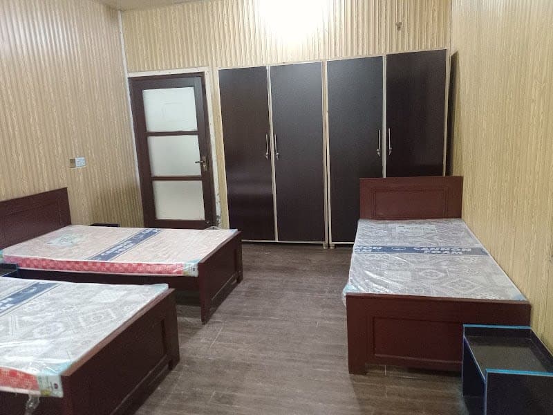 AR Gril Hostel Lahore