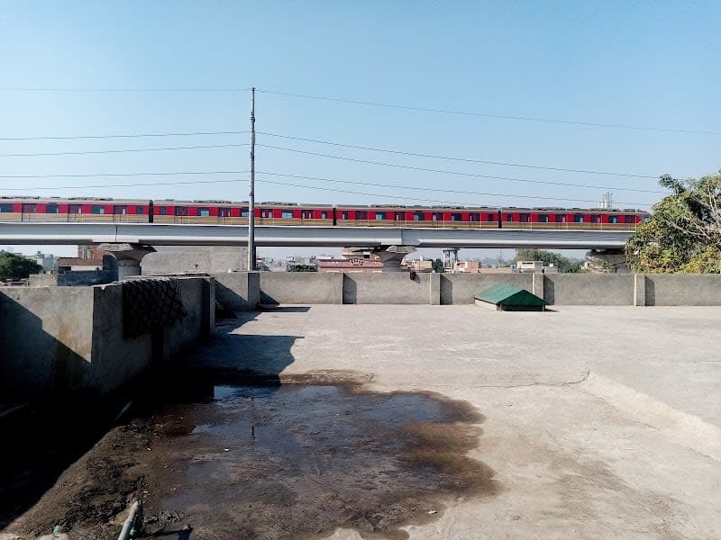 Al-Rehmat Boys Hostel