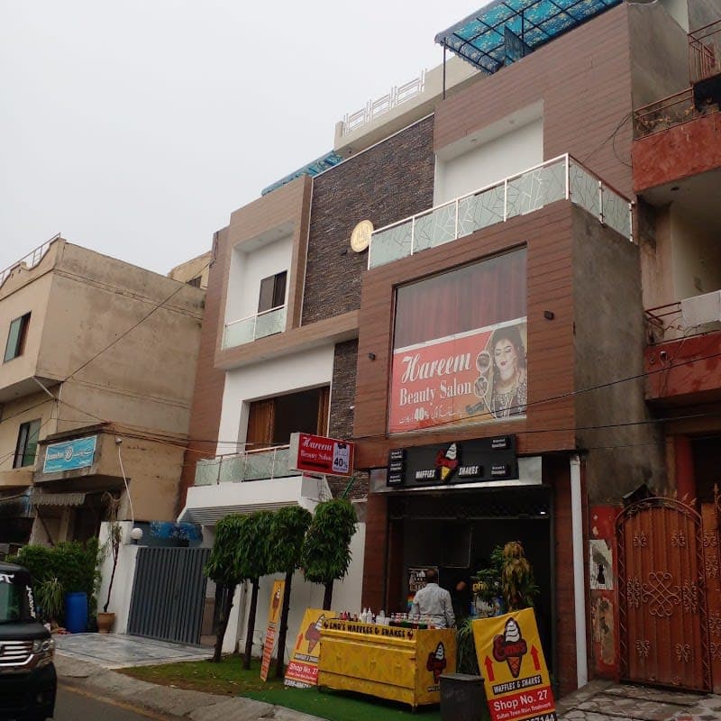 Al Qaswa Girls Hostel